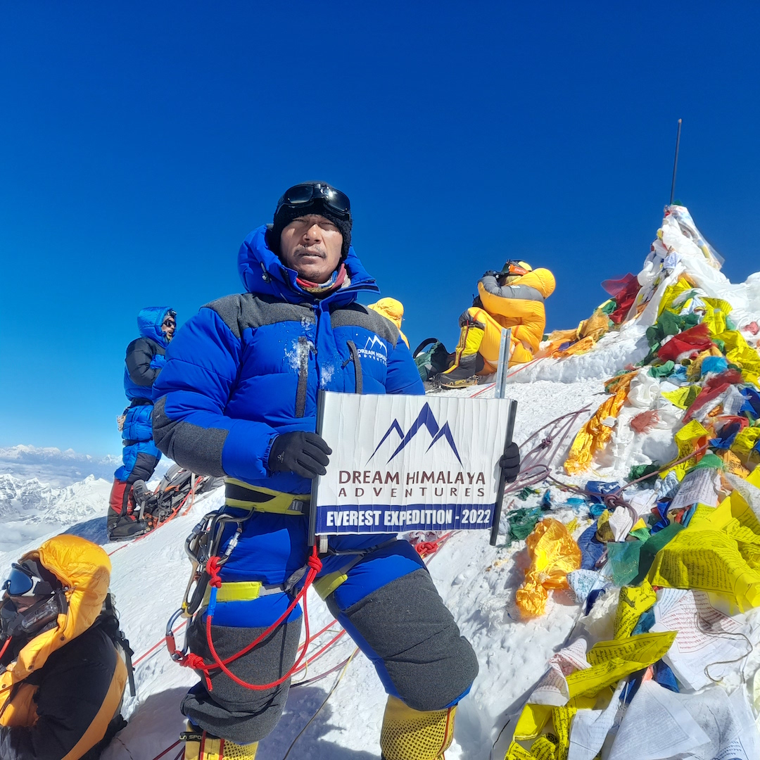 Everest Summit pic    copy